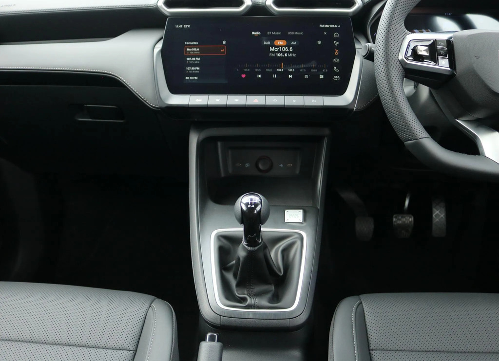 MG ZS 1.5 Hybrid Trophy Silver #22