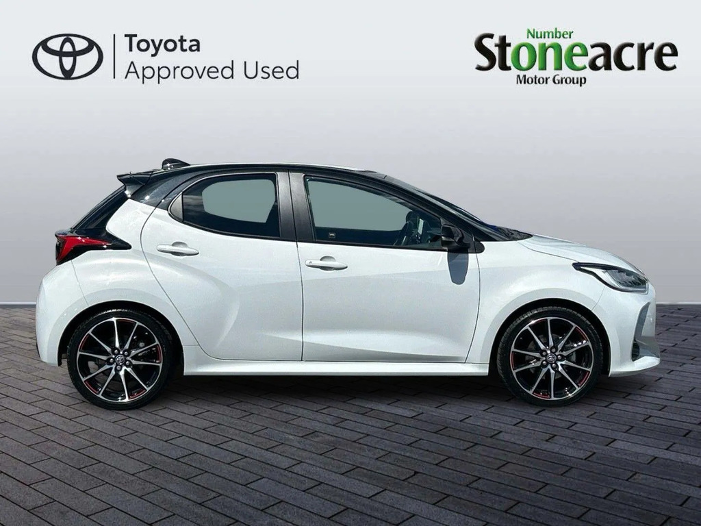 Toyota Yaris 1.5 Hybrid Gr Sport Cvt  #2