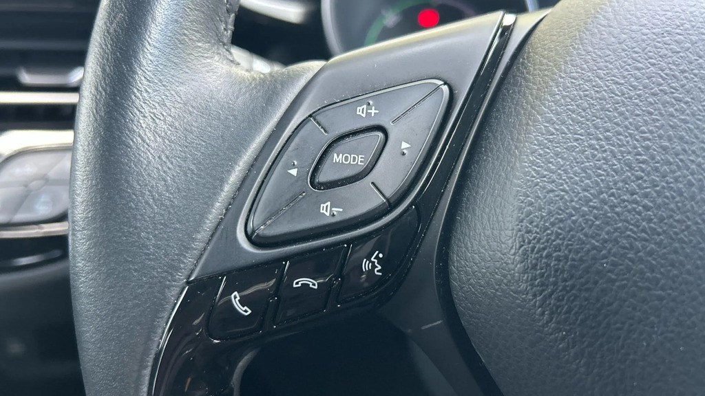 Toyota C-Hr Excel Silver #36