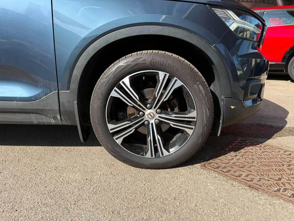 Volvo XC40 R-design, T3 Black #22