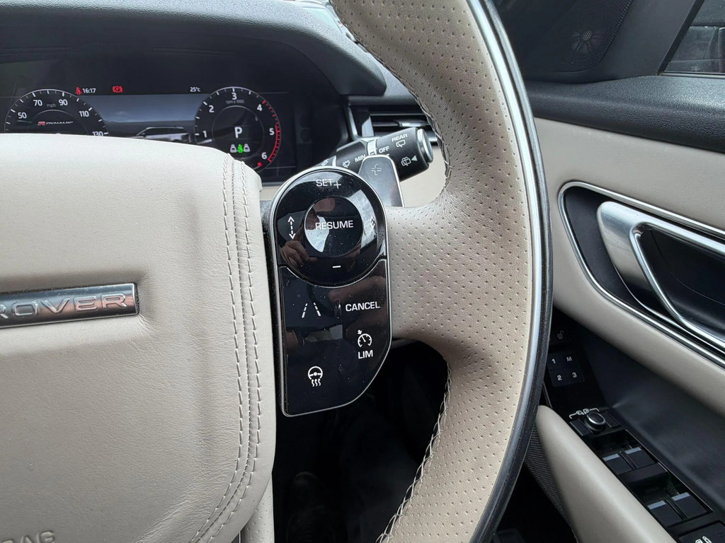 Land Rover Range Rover Velar Velar 2.0 Core 177 Bhp White #24