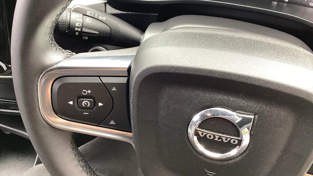 Volvo XC40 B4 P Awd Plus Dark Silver #29