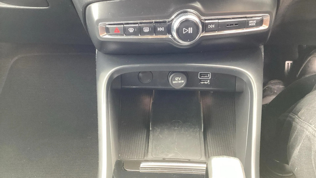 Volvo XC40 B4 P Awd Plus Dark Silver #20