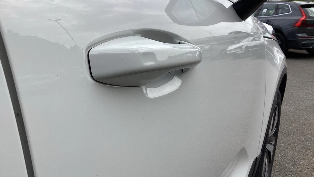 Volvo XC40 B4 P Awd Plus Dark Silver #33