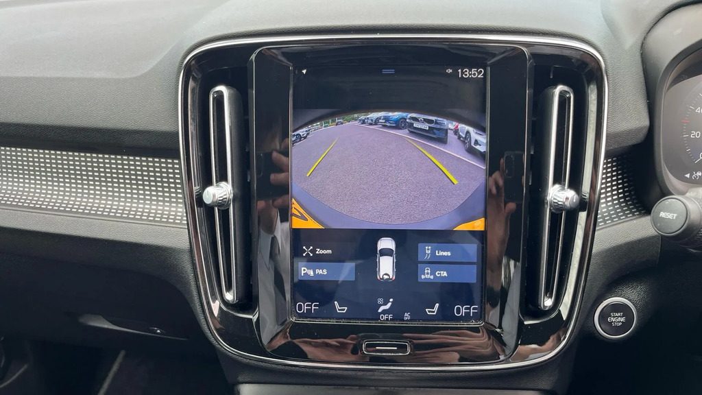 Volvo XC40 Xc40 R-design Pro B4 Mhev Red #16