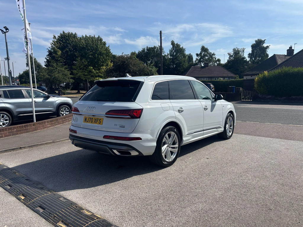 Audi Q7 3.0 Tfsie V6 55 S Line Tiptronic Quattro Euro 6 S  #2