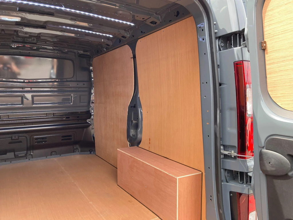 Nissan Primastar 2.0 Dci 130 Acenta L2 H1 3.0T Panel Van White #30