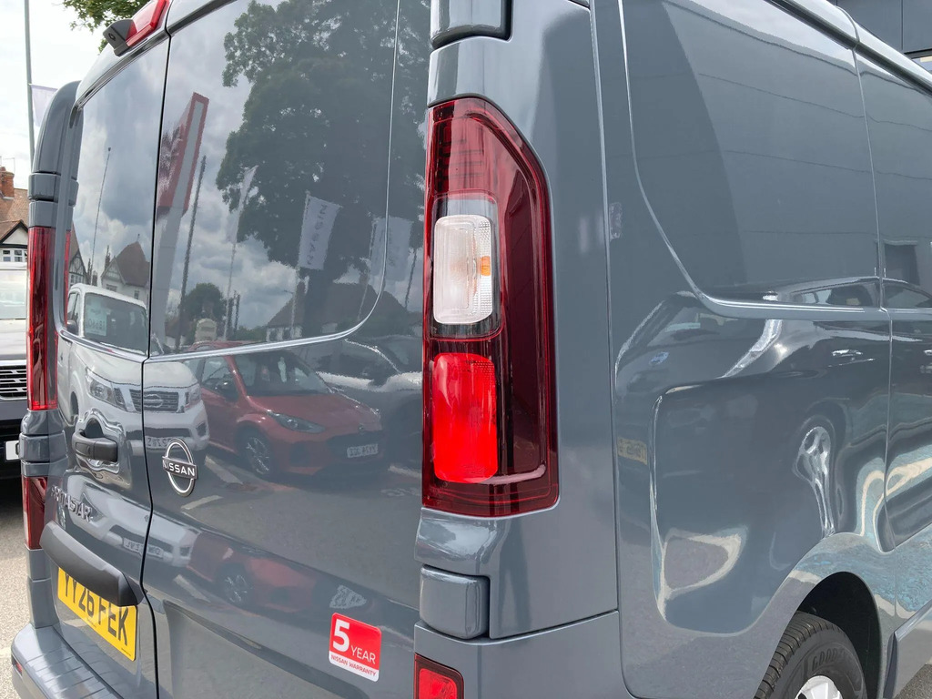 Nissan Primastar 2.0 Dci 130 Acenta L2 H1 3.0T Panel Van White #20