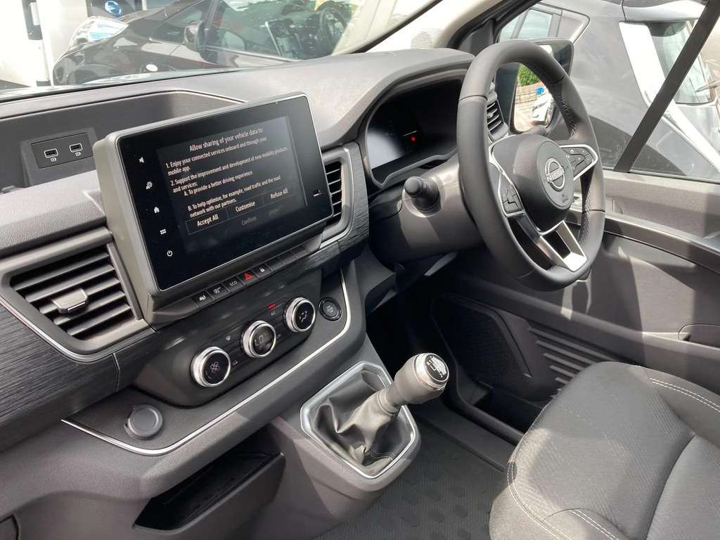 Nissan Primastar 2.0 Dci 130 Acenta L2 H1 3.0T Panel Van White #36
