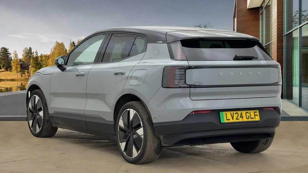 Volvo EX30 315Kw Twin Motor Performance Ultra 69Kwh  #5