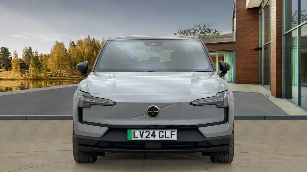 Volvo EX30 Single Motor Extended Range 69Kwh Ultra Blue #8