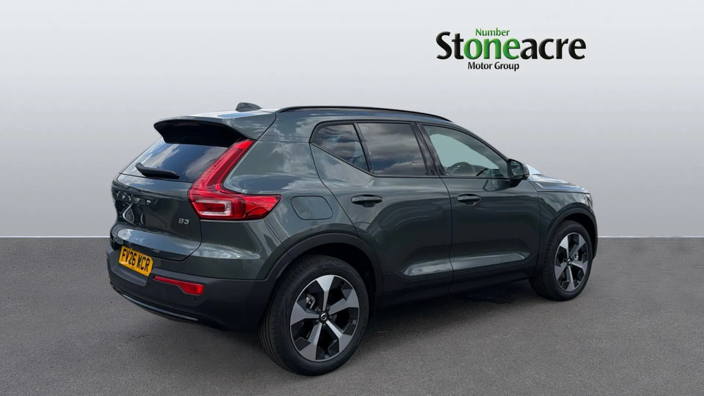 Volvo XC40 2.0 B3p Plus Dark  #2