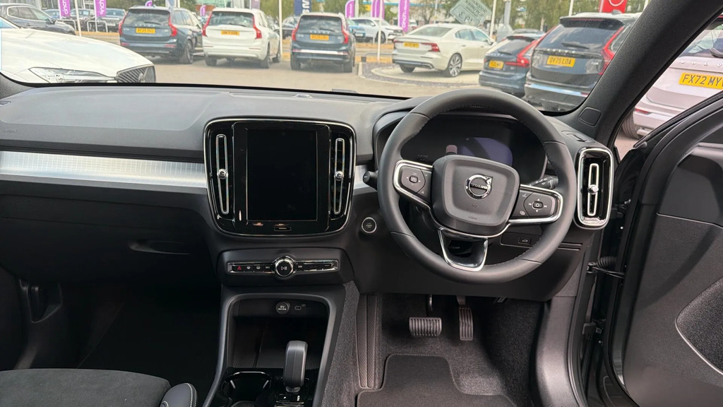 Volvo XC40 2.0 B3p Plus Dark  #5