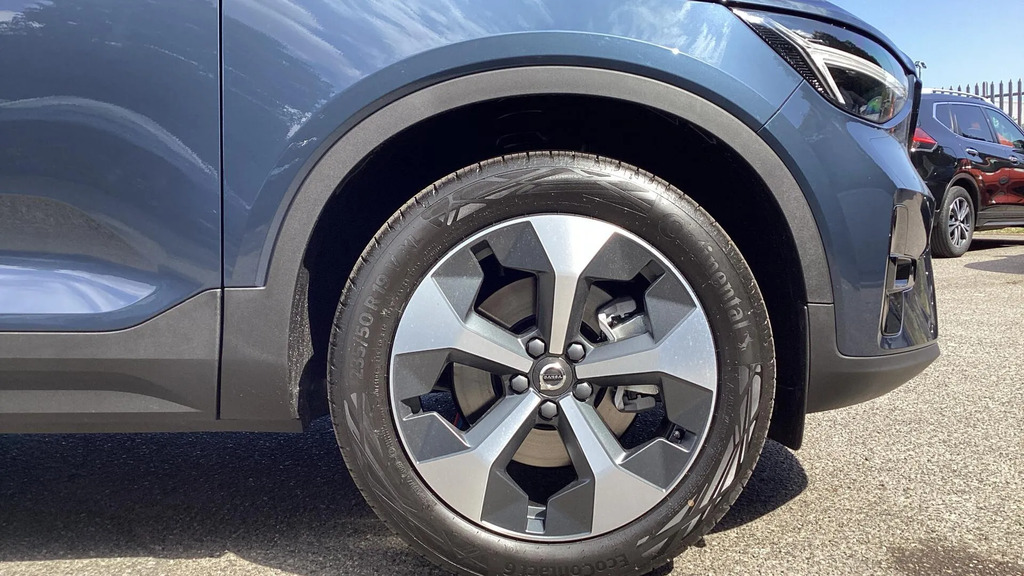 Volvo XC40 2.0 B4p 194 Plus Pro Black Edition Black #9