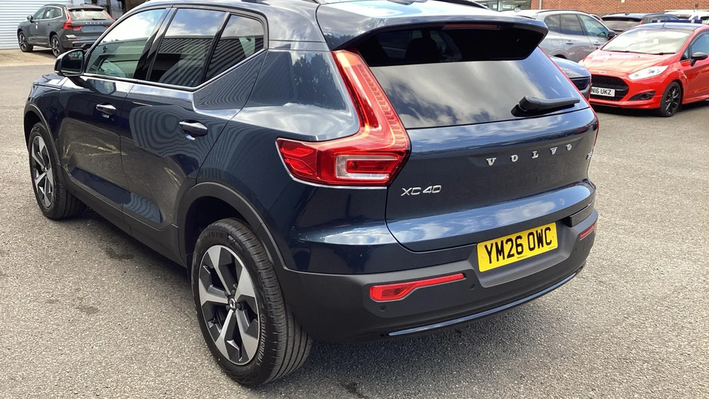 Volvo XC40 2.0 B4p 194 Plus Pro Black Edition Black #38