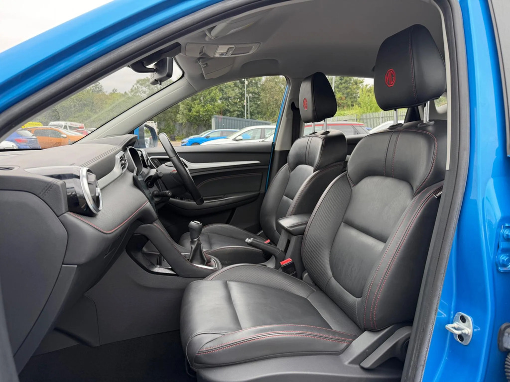 MG ZS 105Kw Exclusive Ev 45Kwh Red #17
