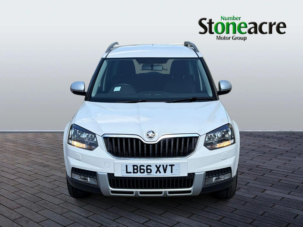 Skoda Yeti 2.0 Tdi Se Business Outdoor 4Wd Euro 6 Ss White #2