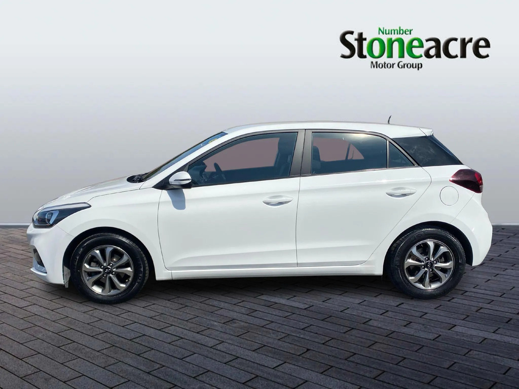 Hyundai I20 1.2 Mpi Se White #5