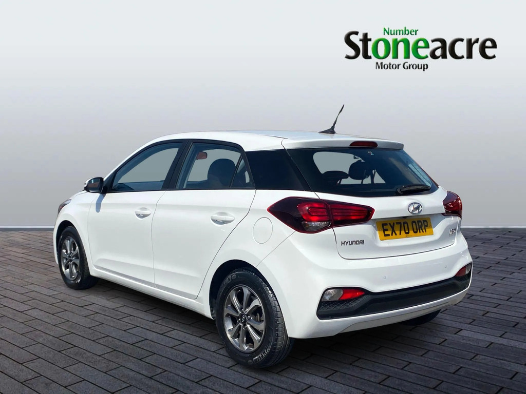 Hyundai I20 1.2 Mpi Se White #4