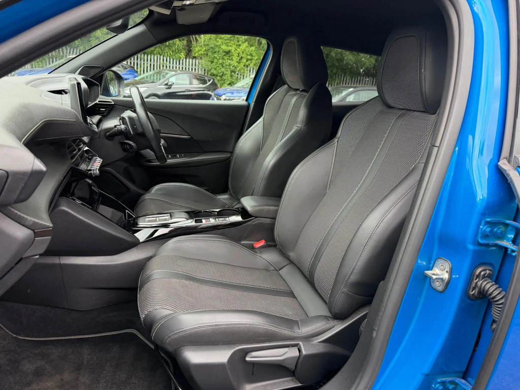 Peugeot 2008 Gt Grey #12