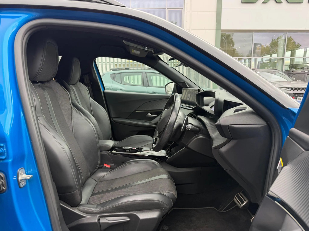 Peugeot 2008 1.2 Puretech Gt Eat Euro 6 Ss  #2