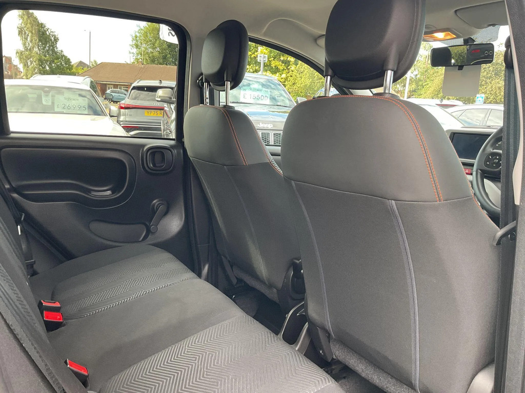 Fiat Panda 1.0 Mild Hybrid Garmin Touchscreen Green #32