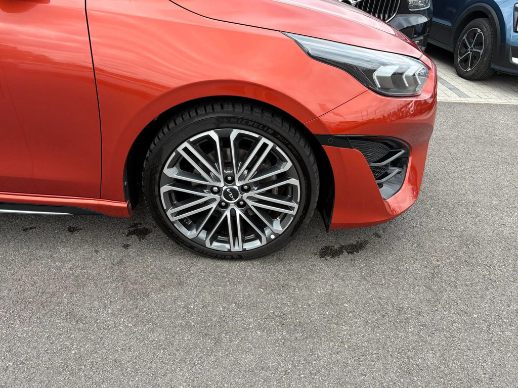 Kia Ceed 1.5T Gdi Isg Gt-line Orange #23