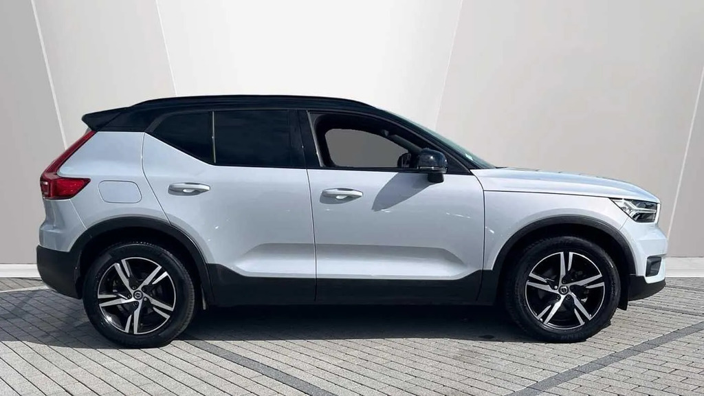 Volvo XC40 2.0 D3 R-design Euro 6 Ss  #3