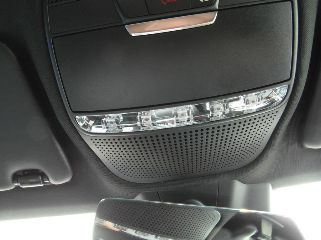 Mercedes-Benz C Class Amg C 43 4Matic Edition Premium Plus White #29