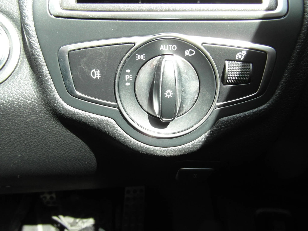 Mercedes-Benz C Class Amg C 43 4Matic Edition Premium Plus White #17