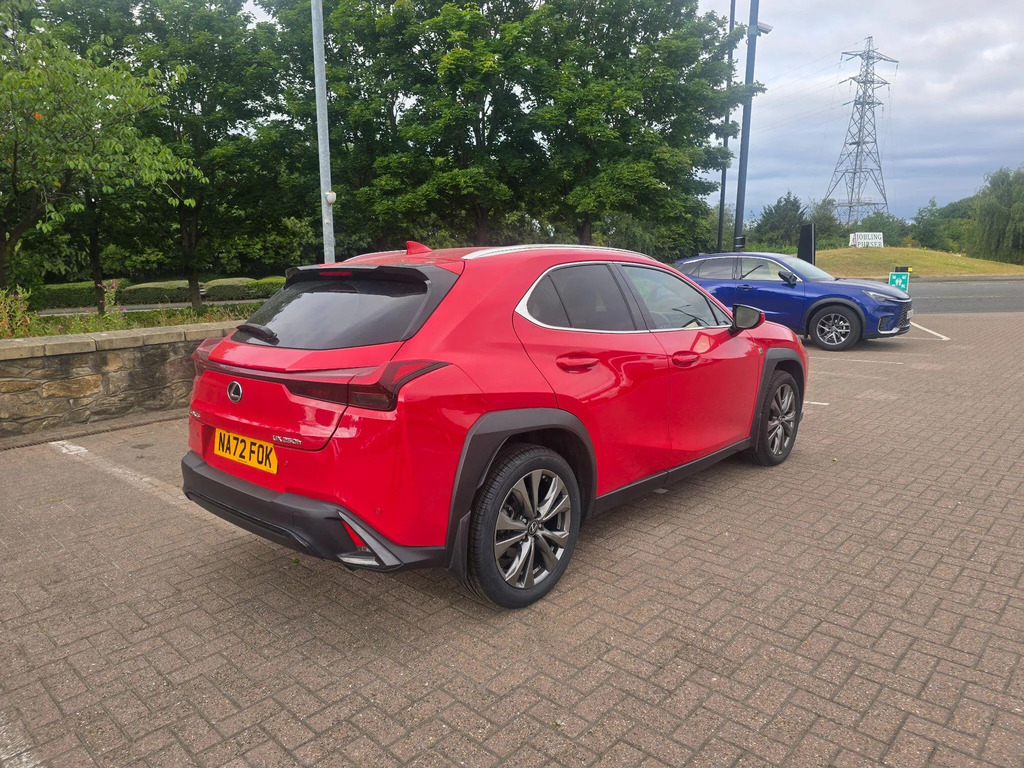 Lexus UX 250H 2.0 F-sport Design Cvt #3