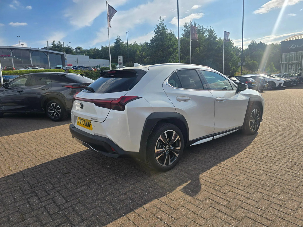 Lexus UX 2.0H Premium Plus E-cvt Euro 6 Ss White #3