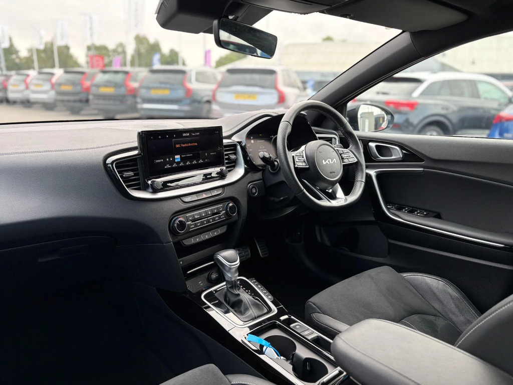 Kia Xceed 1.5T Gdi Isg 138 3 Hatchback Blue #10