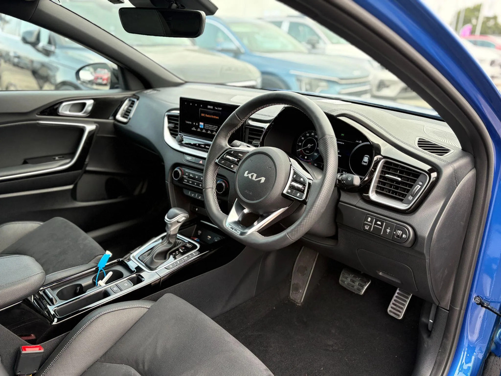 Kia Xceed 1.5T Gdi Isg 138 3 Hatchback Blue #9