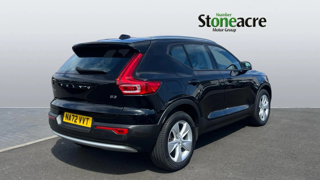 Volvo XC40 Core B3 163 Hp  #2
