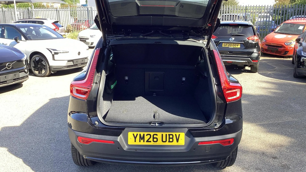 Volvo XC40 B4 P Plus Dark Park Camera, Adaptive Cruise Con  #13