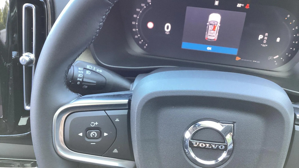 Volvo XC40 B4 P Plus Dark Park Camera, Adaptive Cruise Con  #31