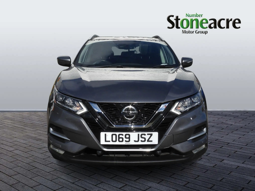 Nissan Qashqai 1.3 N Connecta Red #8