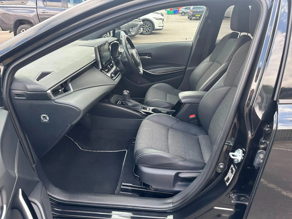 Toyota Corolla Corolla Design Hev Cvt Silver #10