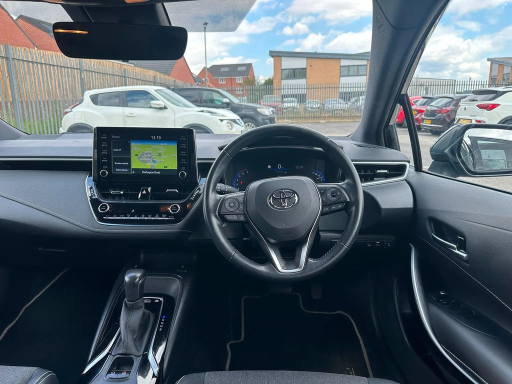 Toyota Corolla 1.8 Vvt-i Hybrid Design  #6