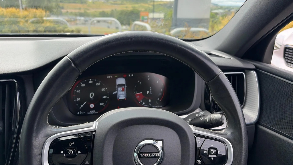 Volvo XC60 B4 Awd Momentum #11