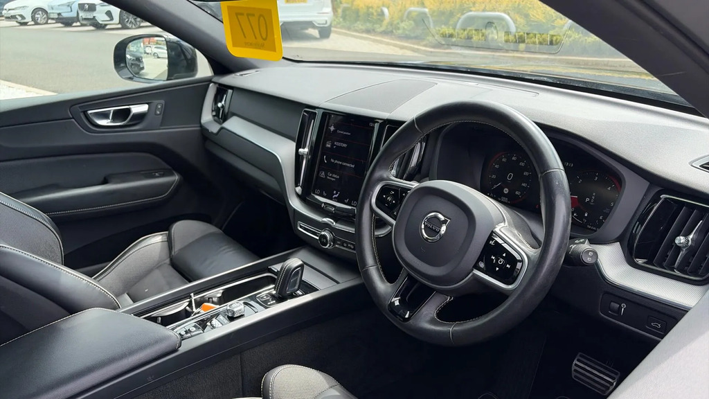 Volvo XC60 R-design, B4 Awd Mild Hybrid  #4