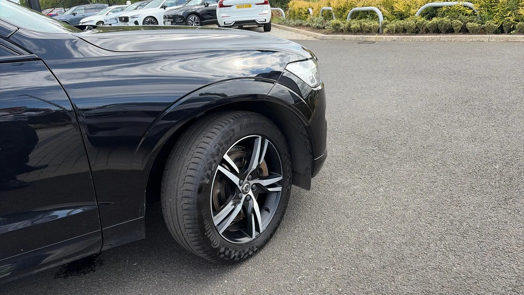 Volvo XC60 B4 Awd Momentum #37