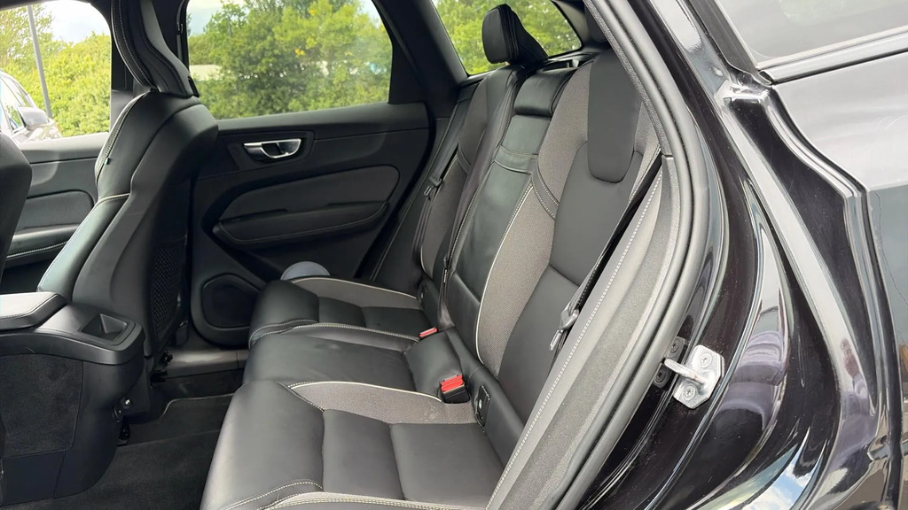 Volvo XC60 R-design, B4 Awd Mild Hybrid  #6