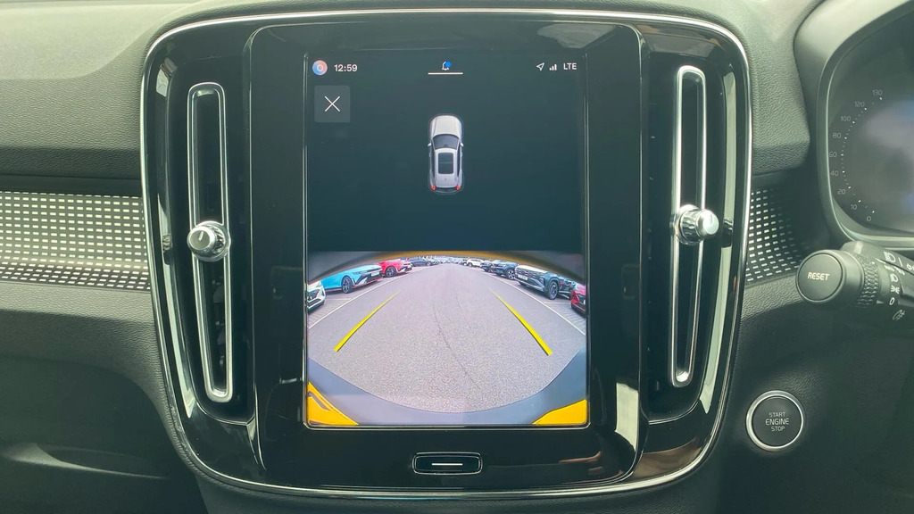 Volvo XC40 2.0 R-design, B4 Mild Hybrid Camera, Temporary Sp  #31
