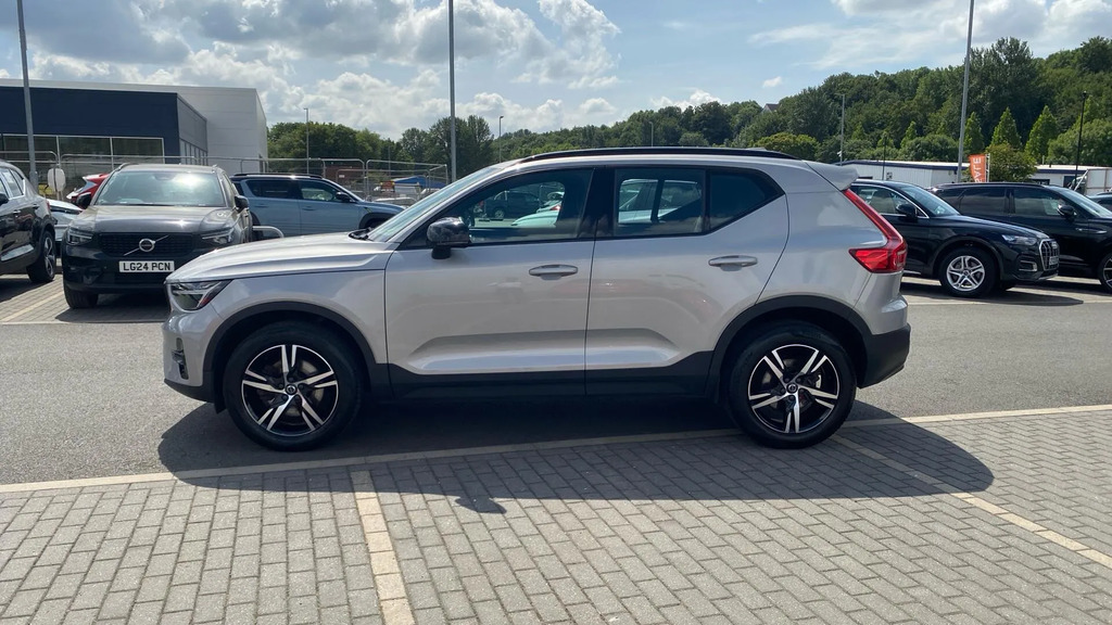 Volvo XC40 2.0 B3p Plus Dark  #5