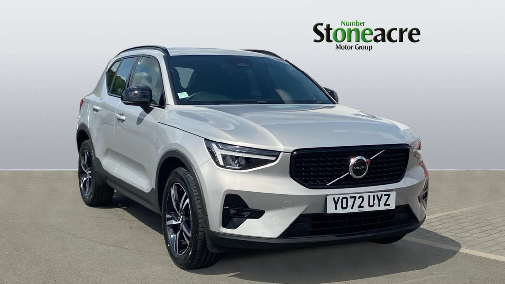 Volvo XC40 2.0 B3p Plus Dark 