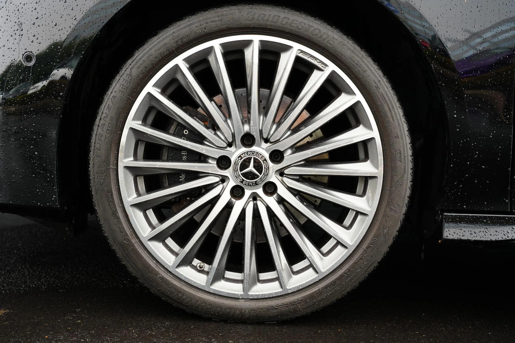 Mercedes-Benz CLA Class Cla 200 Amg Line Executive Tip Black #15