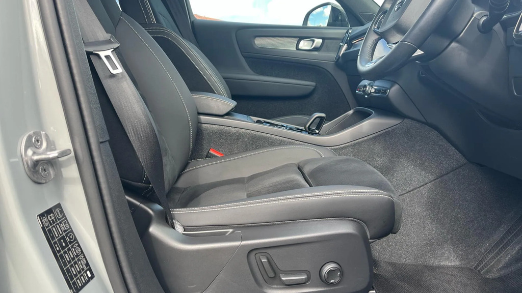 Volvo XC40 Xc40 2.0 B4p Ultimate Dark Black #30