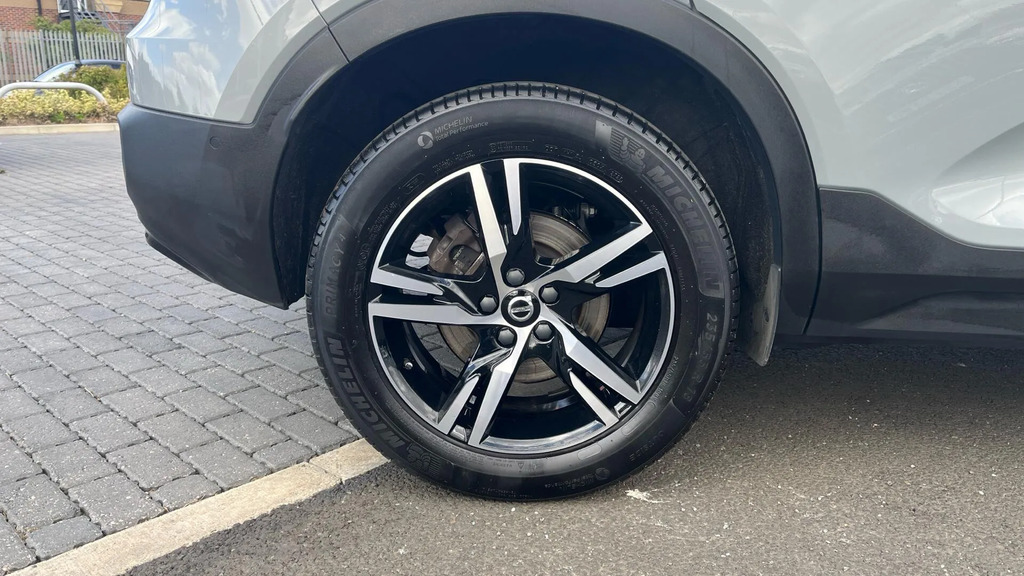 Volvo XC40 Xc40 2.0 B4p Ultimate Dark Black #15